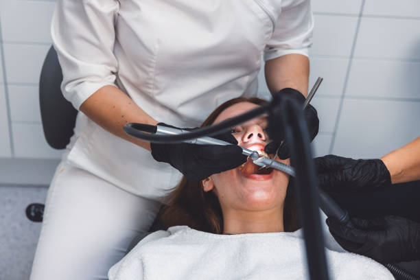 Best Emergency Dental Extractions in Pasadena Hills, FL